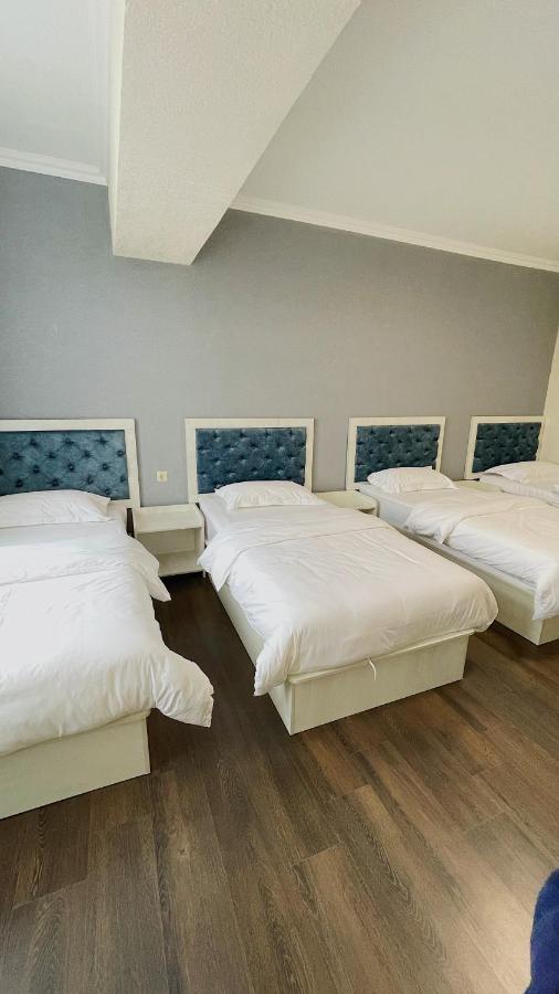 Khan Plaza Ałma Ata Zewnętrze zdjęcie